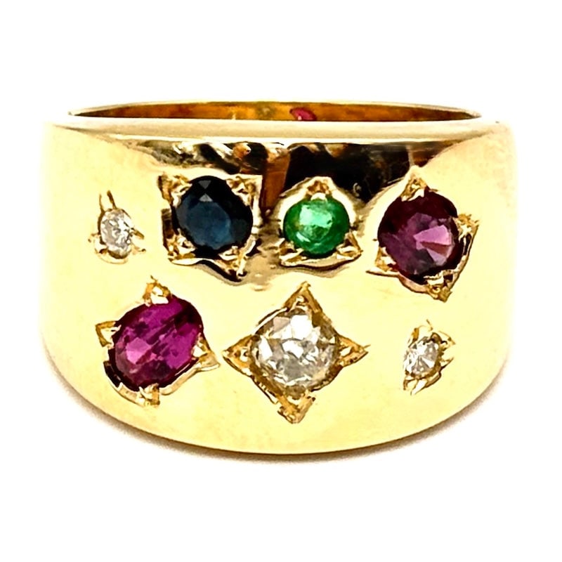Multicolor maxi band ring, yellow gold; 9.50 gr.: Gorgeous multicolor maxi bead ring in 18 kt yellow gold with rubies, sapphires, emeralds and diamonds. Imposing, yet comfortable and most precious! Our company's certification is available for free, u