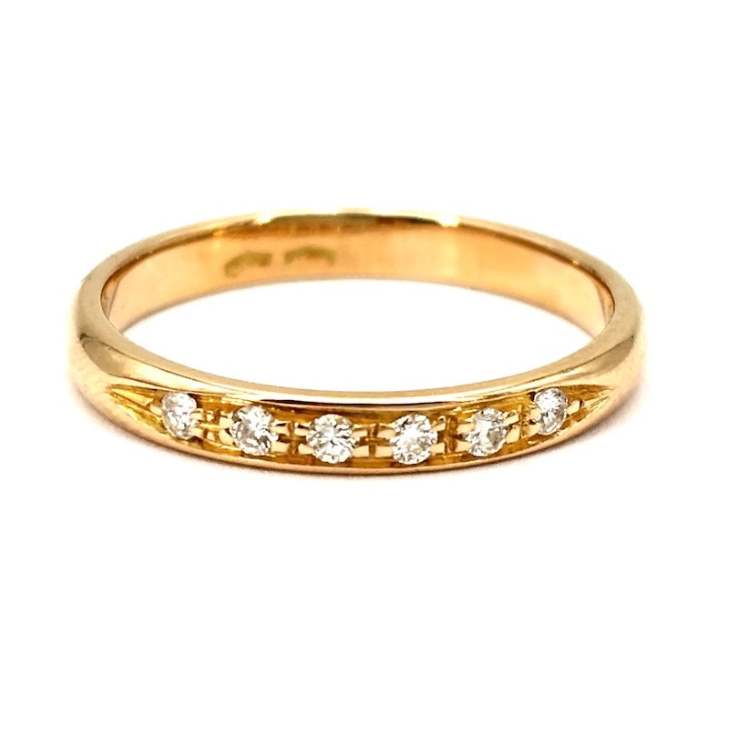Ring veretta brilliants and rose gold - 0.08-0.10 ct; 3.02 gr: A delightful OCCASION veretta! Adorable classic, fine and graceful riviera ring/band in 18 kt rose gold with diamonds for 0.08-0.10 ct total. A timeless and feminine ring, super affordable and matchab