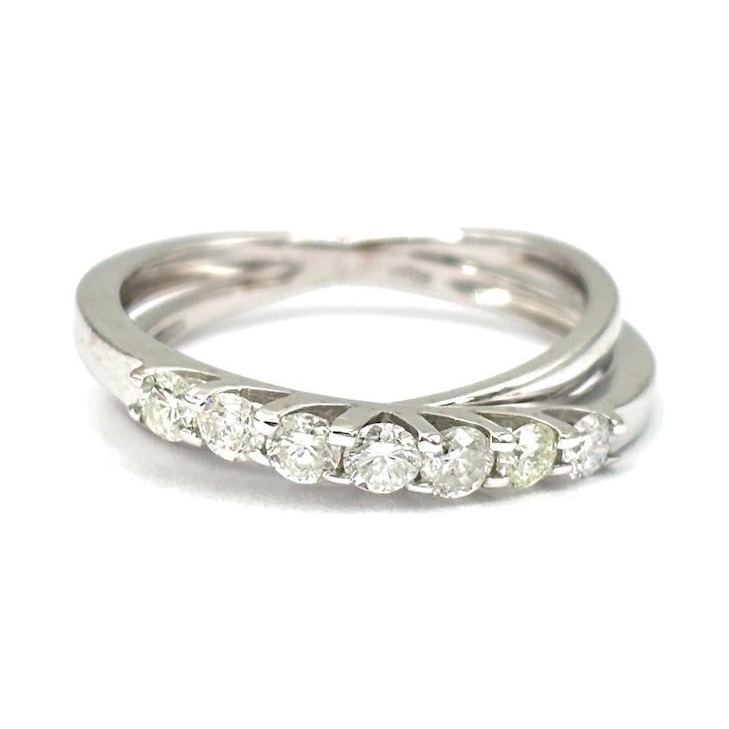 Double band ring with brilliants riviera, white gold; 0.35-0.40 ct total- 3.3 gr: Beautiful and versatile double ring with riviera of diamonds in oblique overlay, all in 18 kt white gold. Soft, essential and very bright design. An exclusive white jewelry, comfortable, designer and 