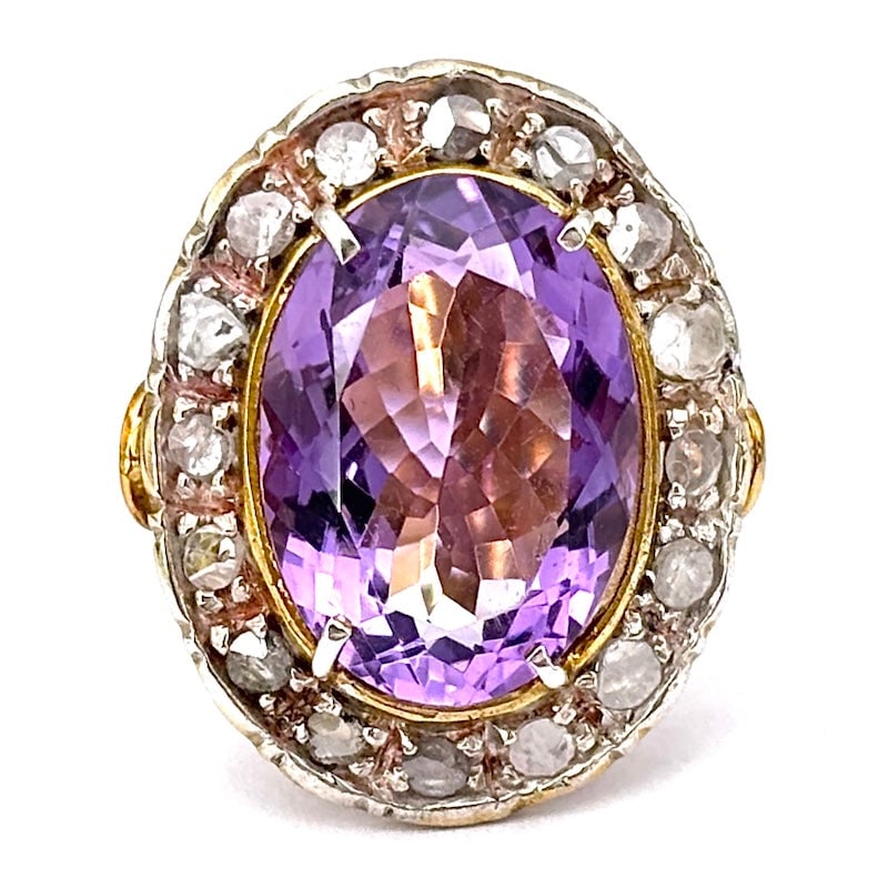 Vintage amethyst and diamond maxi daisy patch ring; 7.46 gr. (1 of 9)