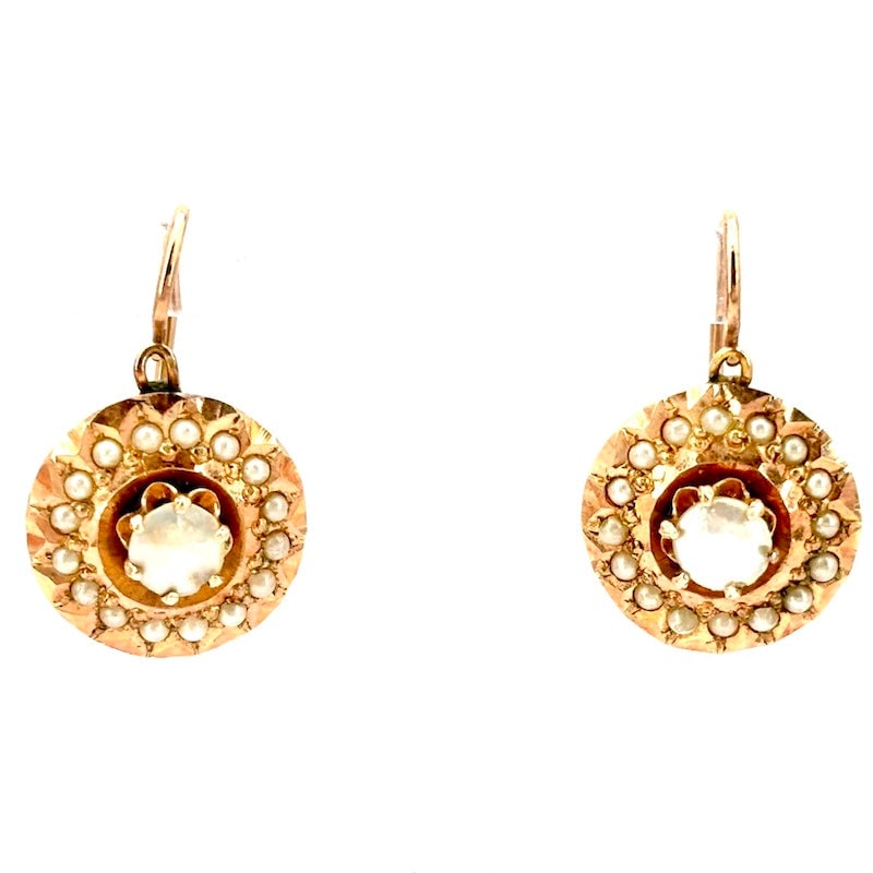Antique microbead, mother of pearl and gold earrings; 3.99 gr.: Peculiar and romantic vintage earrings from the early 1900s, in 9 kt rose-colored yellow gold with central mother-of-pearls and microbead outline. Open necklace on the front. Retro goodies! Our compan