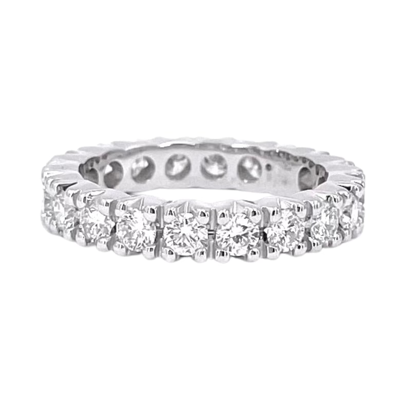 Ring eternel brilliants 1.77 ct, white gold; 5.40 g; Size 14: A timeless dream of white, universal, eternelle ring in the most precious and ultra bright variant! Important carat and extraordinary light effect! Italian size: 14 Our company's certification is avai