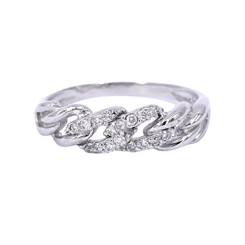 Rigid groumette chain ring, white gold and diamonds; 2.50 gr.: A gem of a contemporary chain ring with a graceful and feminine design in 18 kt white gold with rigid groumette links including the two central ones of brilliant-cut diamonds. A touch of light and har