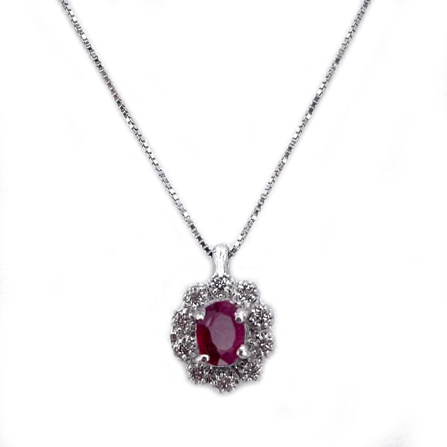 Ruby, diamond and gold daisy pendant; 1.2 gr.: Delicious evergreen, in fine and inexpensive variant! Ruby daisy pendant framed by diamonds. The pendant, including a 40-cm 18-karat white gold Venetian chain, weighs 1.2 grams. Our company's certific