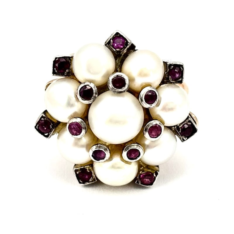 Pearl and ruby ??flower ring. 7.68 g (1 of 6)