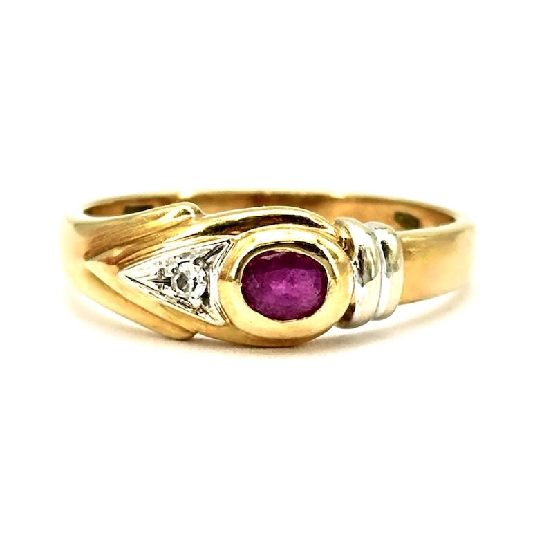 Vintage band ring, ruby, diamond and gold; 2.89 gr (1 of 6)