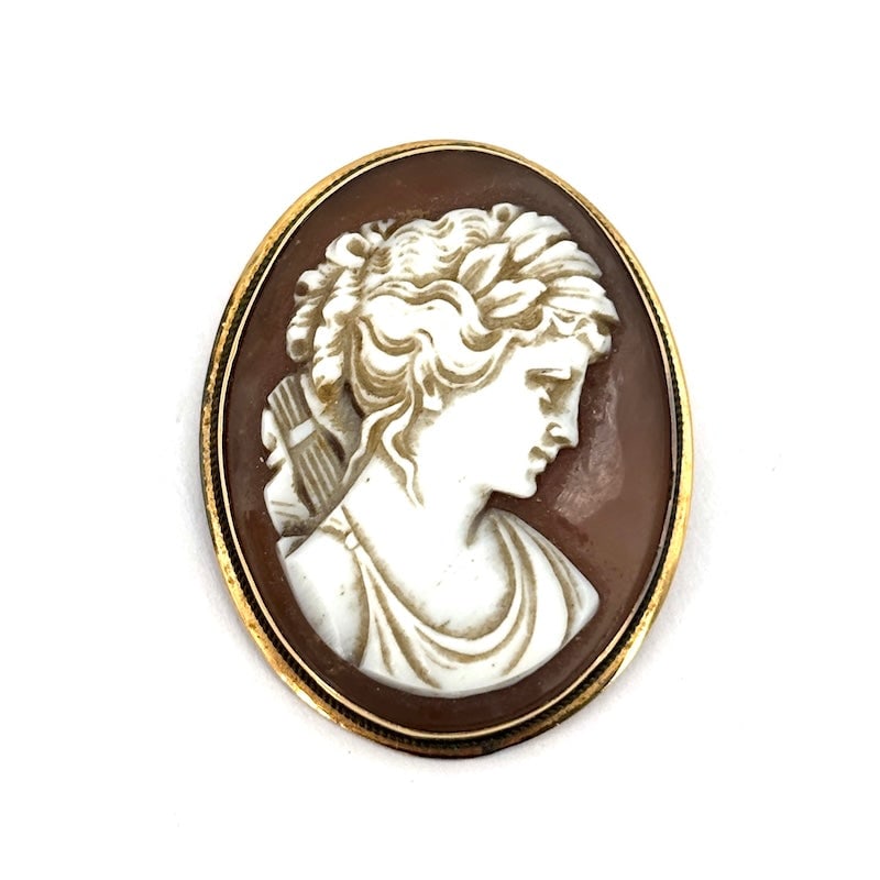 Antique cameo pendant-brooch in noble lady's gold; 5.7 g (1 of 6)