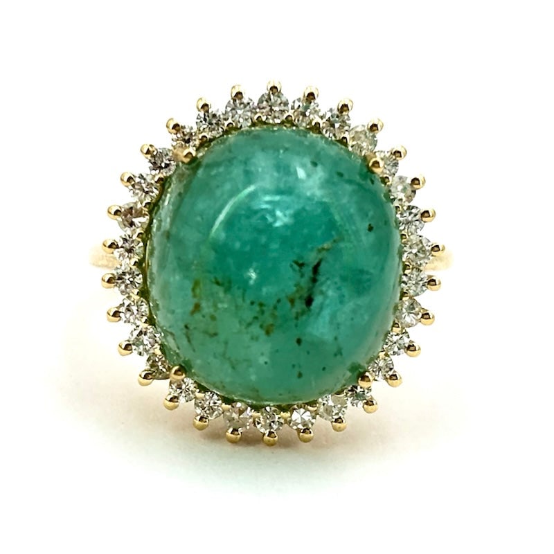 13.68 ct cabochon emerald ring, diamonds and yellow gold; 8.16 gr (1 of 6)
