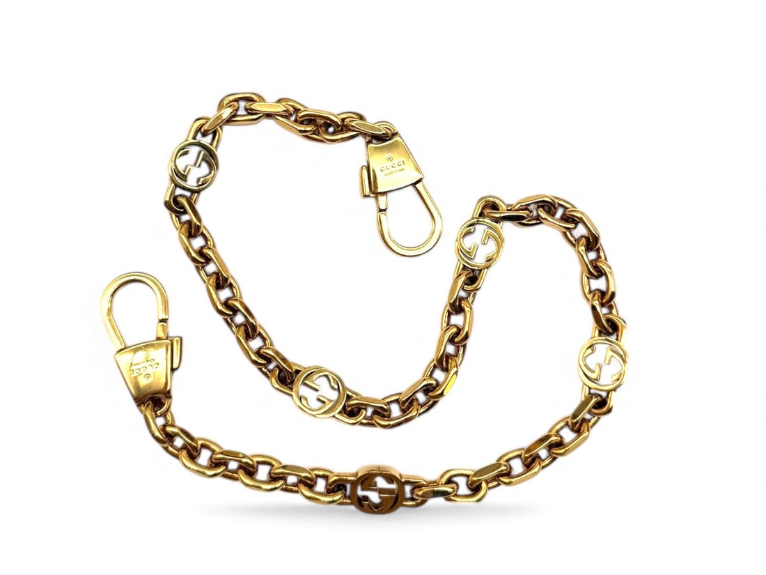 Gucci Gold-Tone Chain Strap & Necklace Boxed: Exquisite Gucci accessory featuring a substantial gold-tone chain design. Versatile and gleaming, this piece can be styled as a sophisticated bag strap or a statement necklace. In perfect condition an