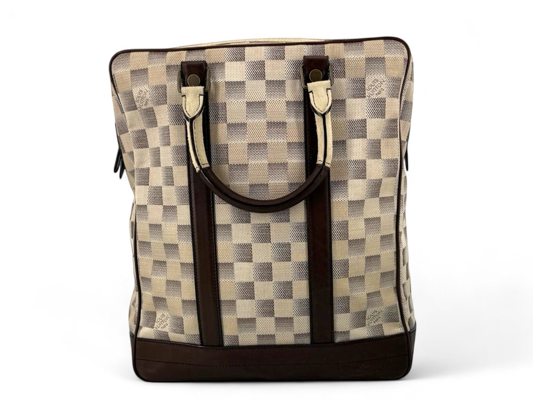 Louis Vuitton Lune Cabas Damier - Avant-Garde & Prestigious Tote: An extraordinary Louis Vuitton Lune Cabas, featuring a bold and avant-garde silhouette that stands out in the world of high-end accessories. Crafted in the distinguished Damier canvas with sophisticat