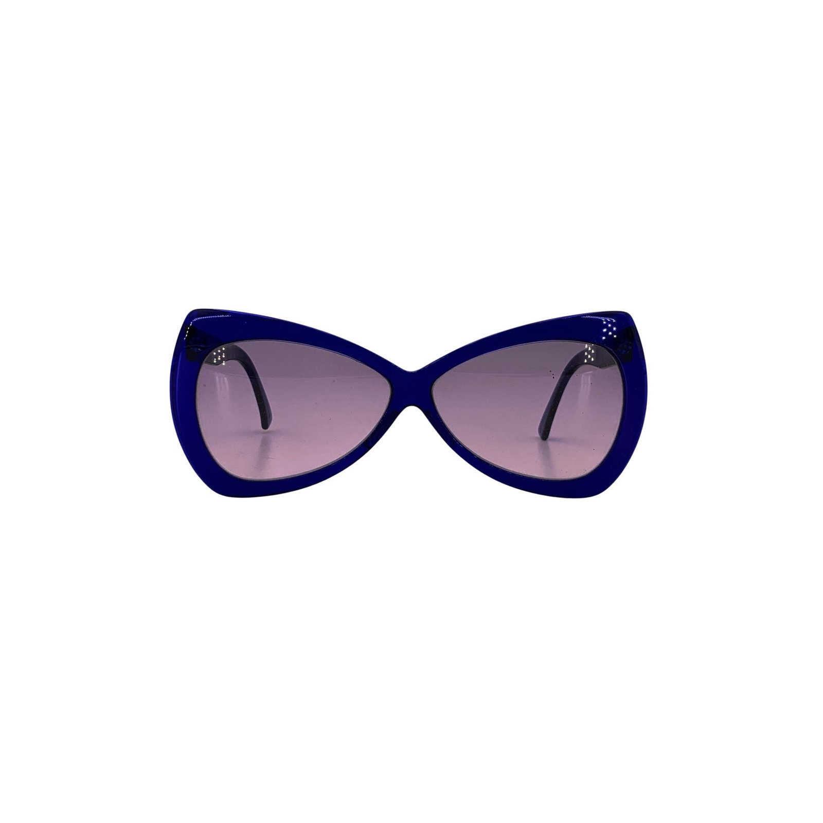 Cipria Collection Vintage Plastic Sunglasses Not Applicable: Step into the bold elegance of 1980s Italian eyewear with these Fedon e Esposito Vintage Butterfly Sunglasses from the iconic Cipria collection. Born from the creative collaboration between Antonio Fe
