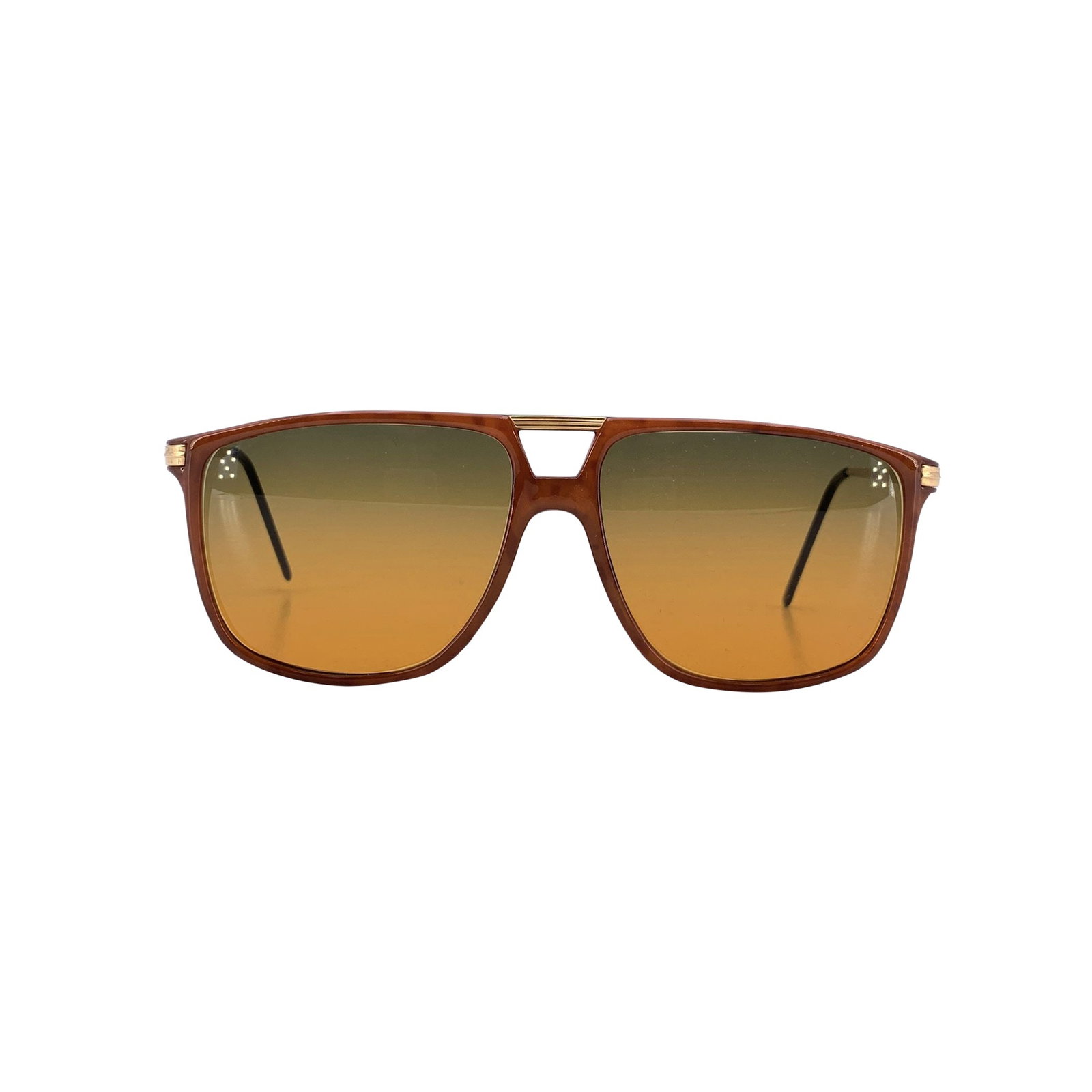 Roberto Capucci Vintage Plastic Sunglasses: Step into the bold sophistication of 1980s Italian fashion with these Roberto Capucci Square Vintage Sunglasses Mod. 94. Their brown plastic frame exudes classic elegance, while the metal temples fini