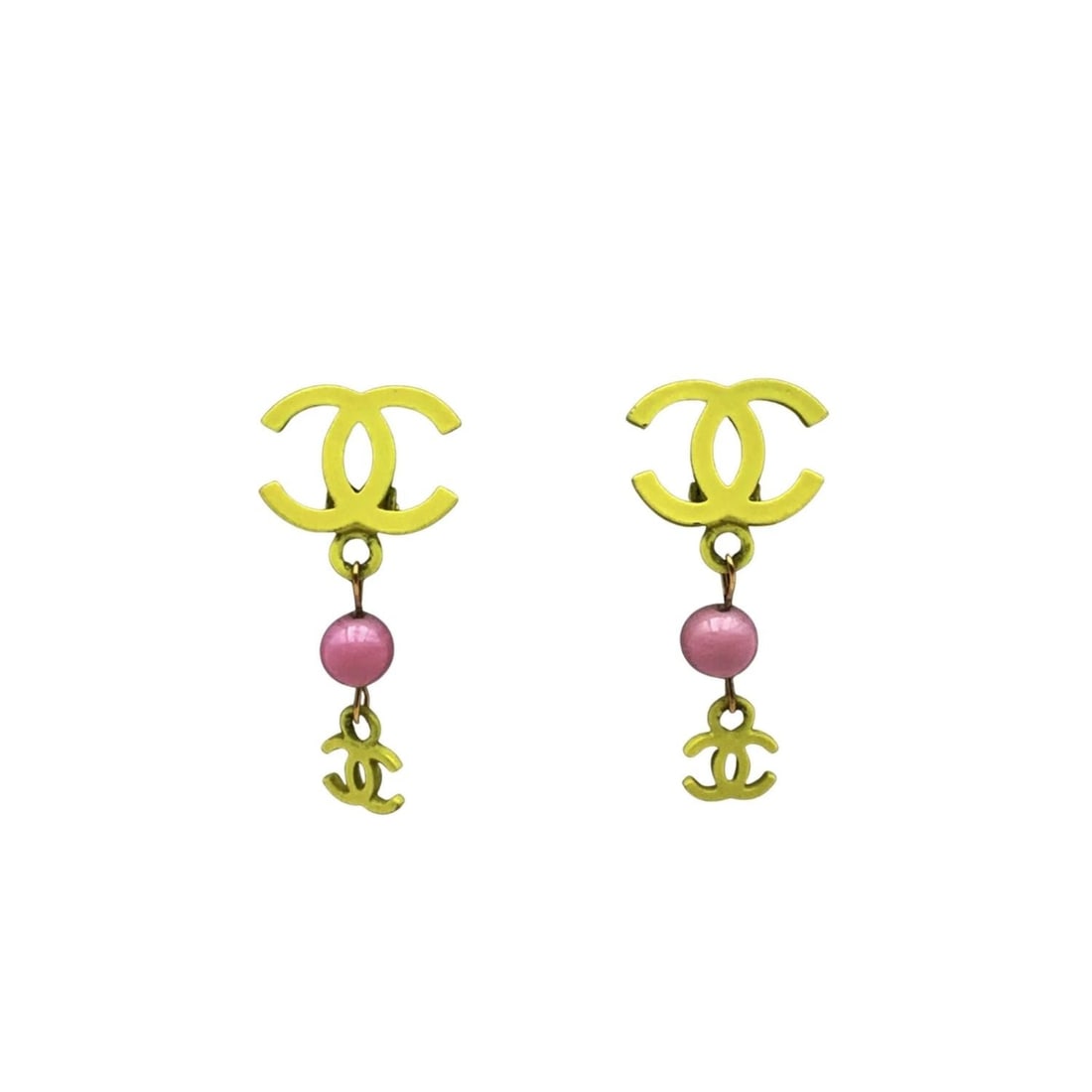 Chanel Metal Earrings CC: Step into the vibrant world of the 2000s with these stunning Chanel CC Drop Clip On Earrings. A true testament to the House's playful yet sophisticated era, this pair features the iconic CC model in a