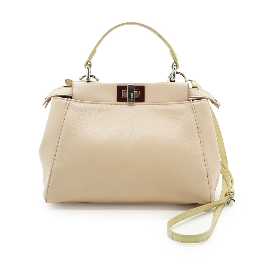 Fendi Leather Handbag Peekaboo: Discover a piece of Italian fashion history with this stunning Fendi Peekaboo, a model that has defined modern elegance since its debut. This small-sized handbag, meticulously crafted in Italy between