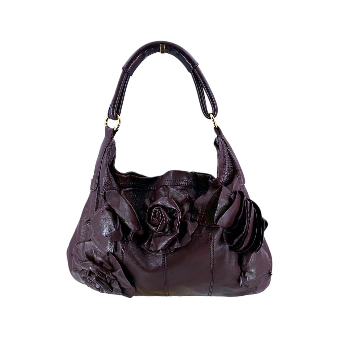 Valentino Garavani Leather Hobos Rose: Embrace the romantic allure of the Valentino Garavani Rose Edition, a standout piece that showcases the house's unparalleled mastery of floral motifs and leather craftsmanship. This medium-sized Rose 