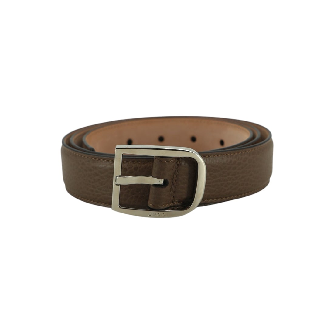 Gucci Leather Belt Classic: Step into the world of Italian elegance with this Gucci brown leather belt, a timeless piece from the 2010-2019 era. This unisex accessory features a sophisticated design that highlights the quality o