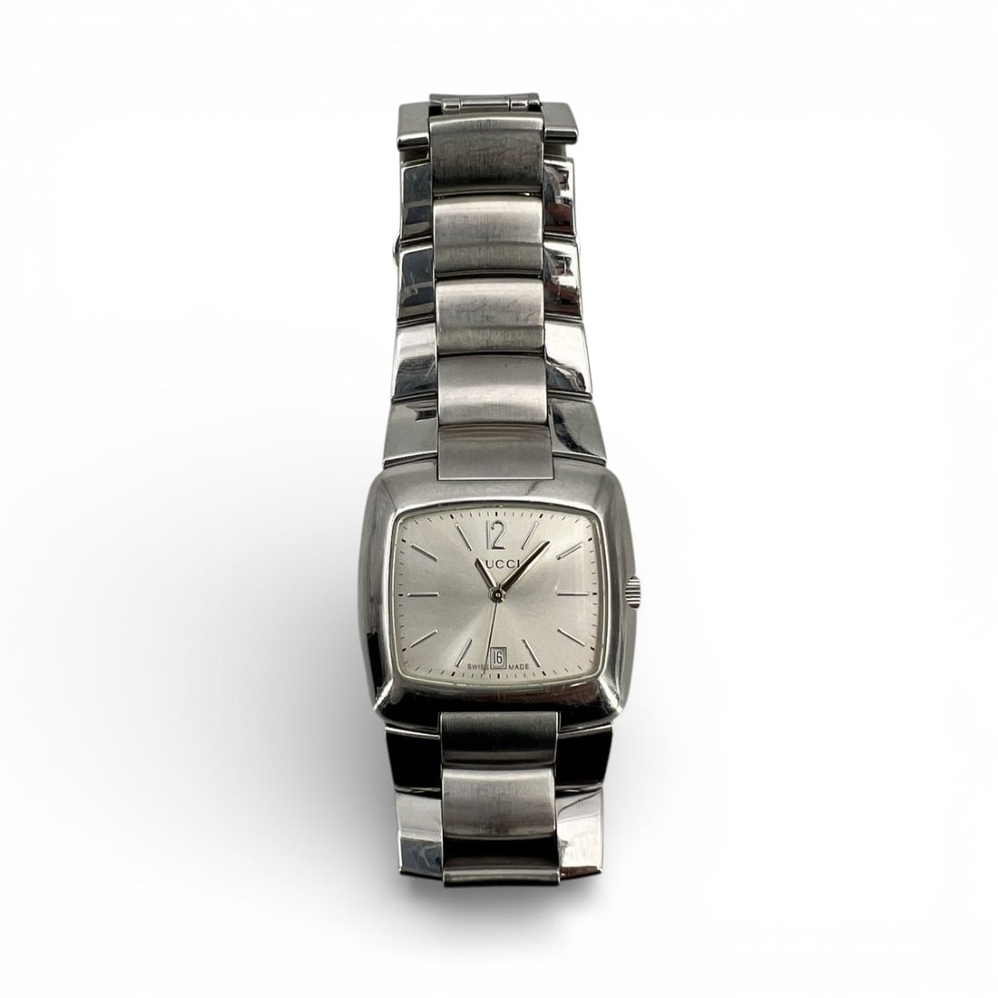 GUCCI STEEL WATCH GTIMELESS: Gucci 8500M Stainless Steel Watch - A Classic of Refined Precision A standout from Gucci's golden era of watchmaking, the 8500M model captures the essence of quiet luxury and timeless design. Crafted 