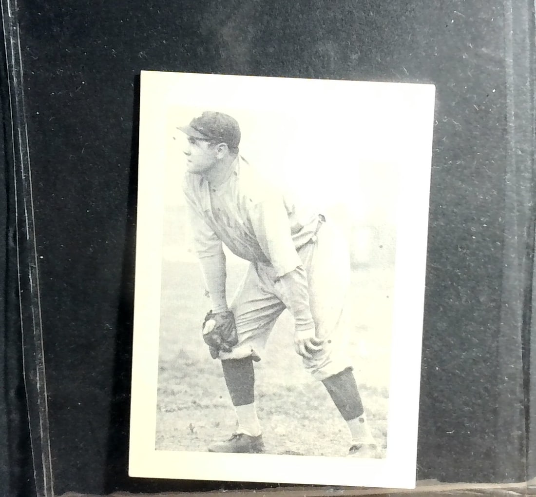 Babe Ruth Classic card Collectors edition 1980 Mint: Please view pictures below. for content and condition evaluation. Quality Items being added daily to this our current auction. Please continue to check back for latest arrivals to our sale!