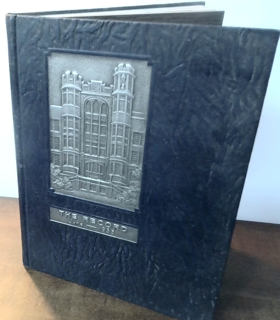 The Record Frankford High School yearbook Phila PA 1935: In good condition, overall, solid book. Frankford High School 1935 Year book, PHildelphia PA