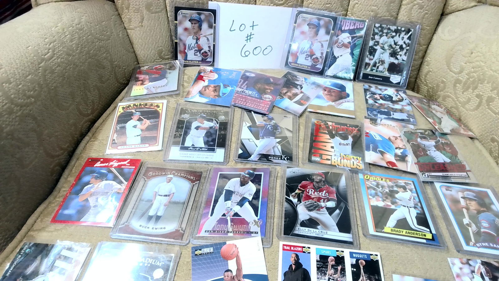 Sports Cards Collectors Lot of 30 Mixed Cards Older and Modern Era Many Stars (1 of 6)