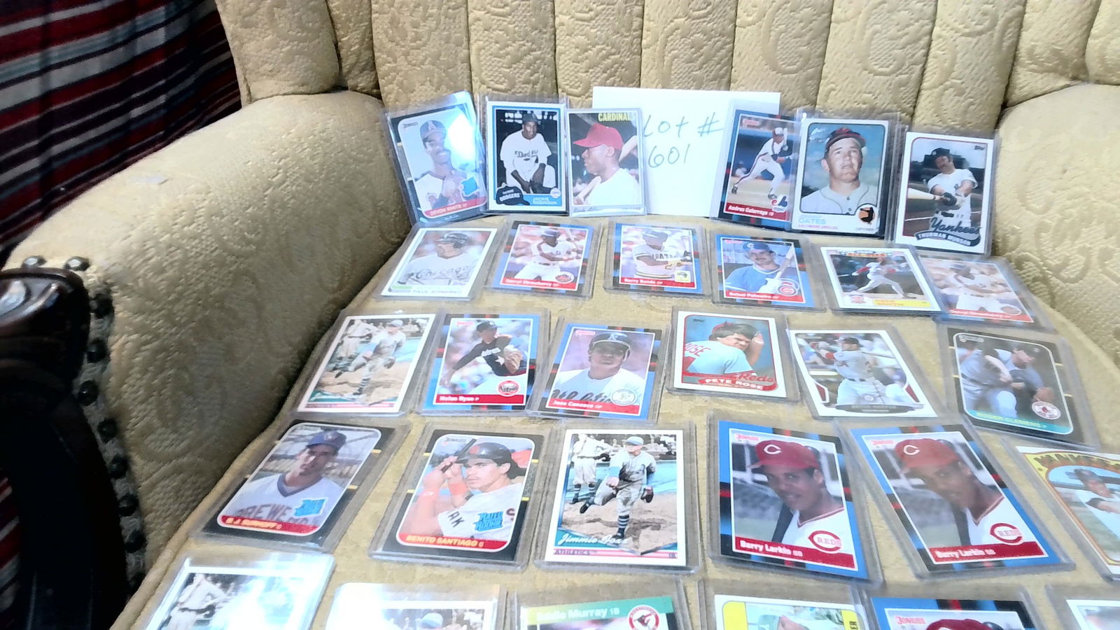 Sports Cards Collectors Lot of 30 Mixed Cards Older and Modern Era Many Stars (1 of 8)