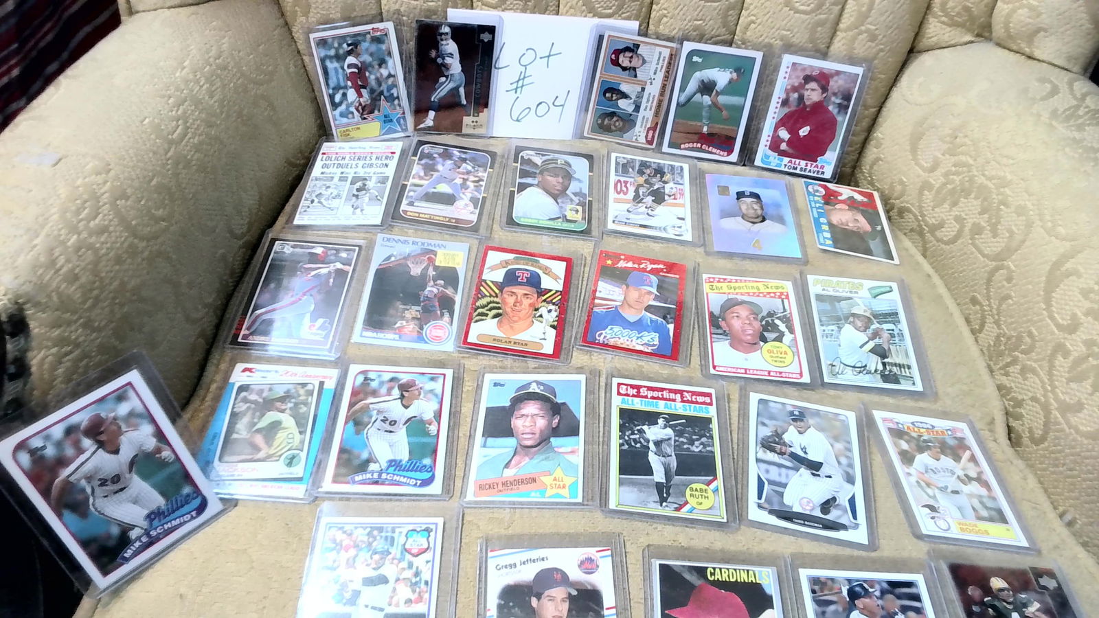 Sports Cards Collectors Lot of 30 Mixed Cards Older and Modern Era Many Stars (1 of 10)