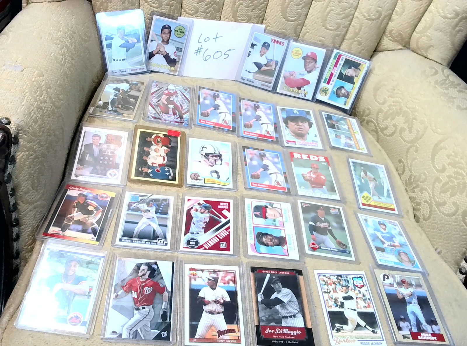 Sports Cards Collectors Lot of 30 Mixed Cards Older and Modern Era Many Stars (1 of 9)