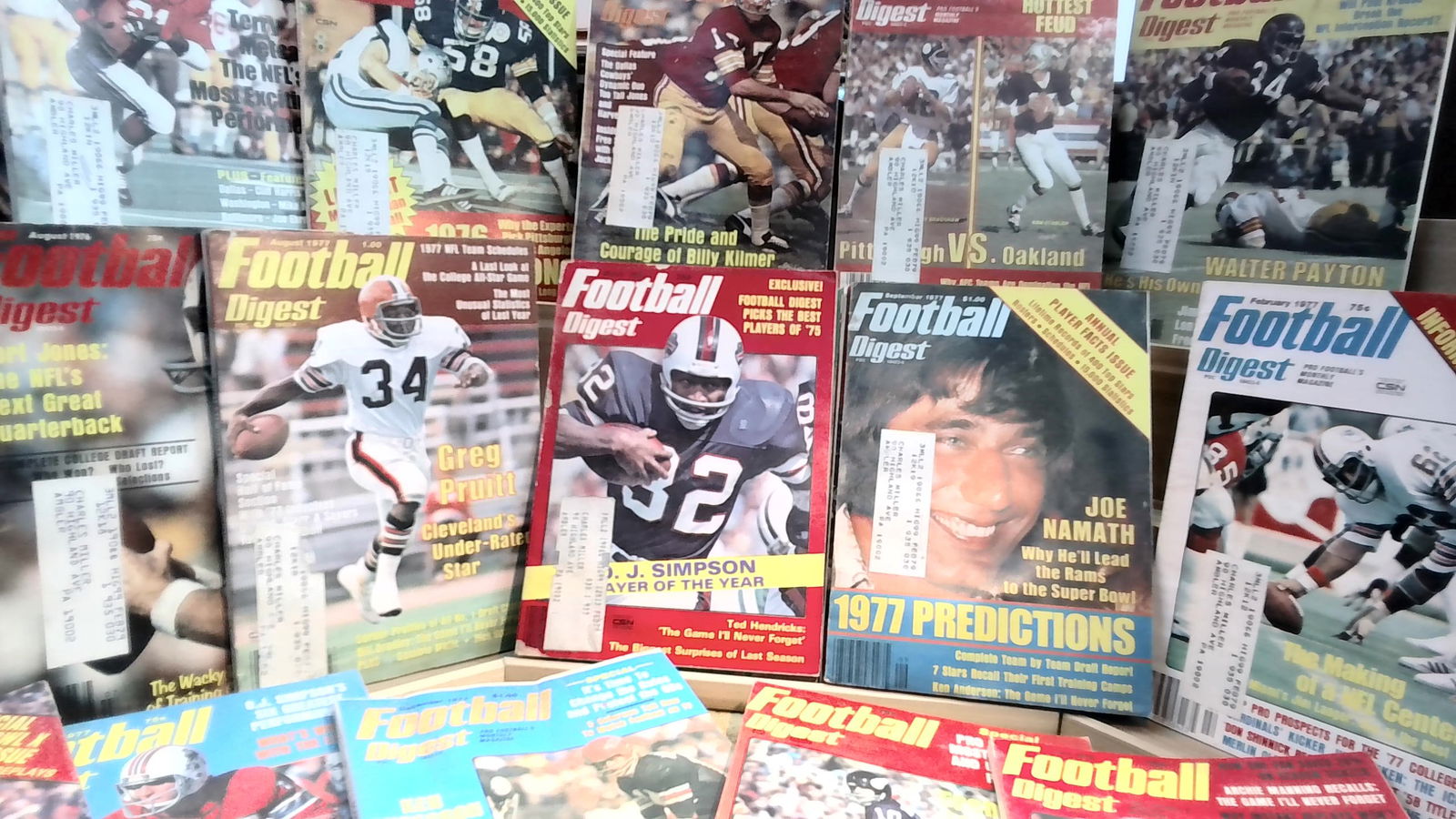 Huge Collection of Over 50 Vintage Baseball Football and Hockey Sports Digests from the 70s (1 of 20)