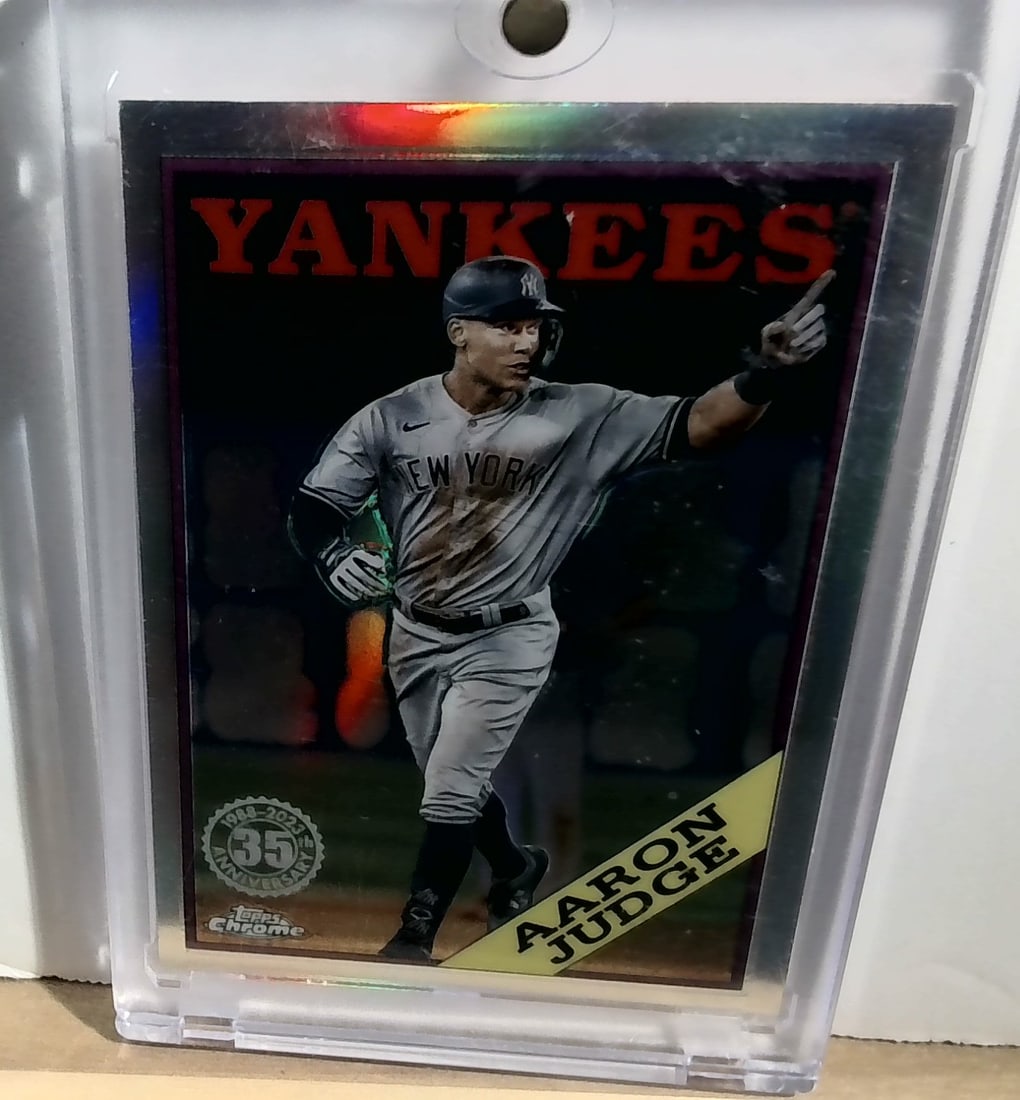 2023 Topps Chrome AARON JUDGE 1988 35th Anniversary REFRACTOR #88BC-1 Yankees (1 of 2)