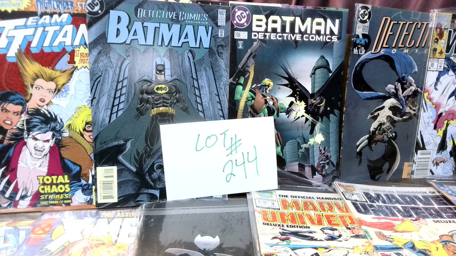 Nice Collectible Lot of 20 Modern and Vintage Comic Books Batman Dark Knight etc (1 of 9)