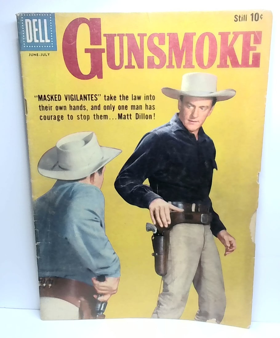 GUNSMOKE 15 WESTERN SILVER AGE COMIC JAMES ARNESS TV PHOTO COVER DANDY DUNBAR (1 of 2)