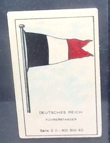 1915 German Tobacco card Who knows the countries knows the flags Deutsches Reich Fuhrerstander: Many Tobacco cards and silks available. Consistently adding new items daily to our Auction. Please keep checking back for new arrivals. Please note any white specks in picture are due to light dust at