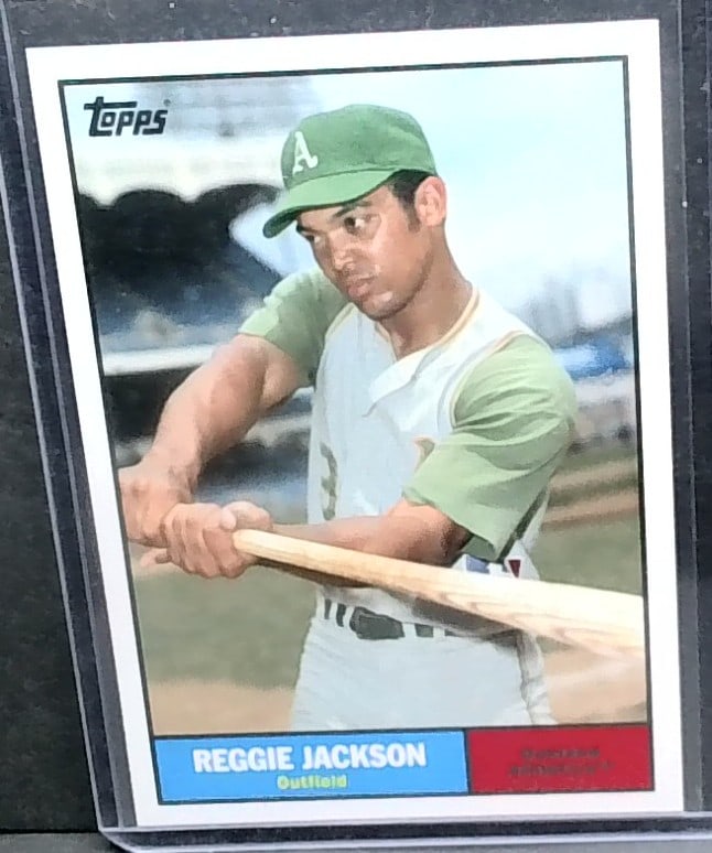 2010 Topps - Vintage Legends Collection #VLC-32 Reggie Jackson (1 of 2)