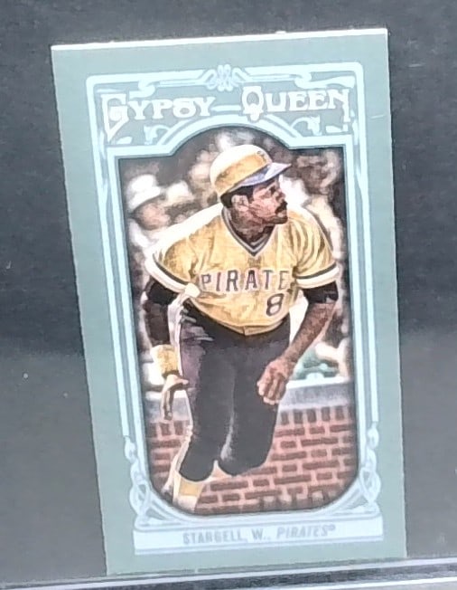 Willie Stargell #158 Mini 2013 Gypsy Queen: Most cards are mint unless otherwise noted. Many other cards available. Items being added daily to our sale. Please keep checking back often for more recent arrivals.