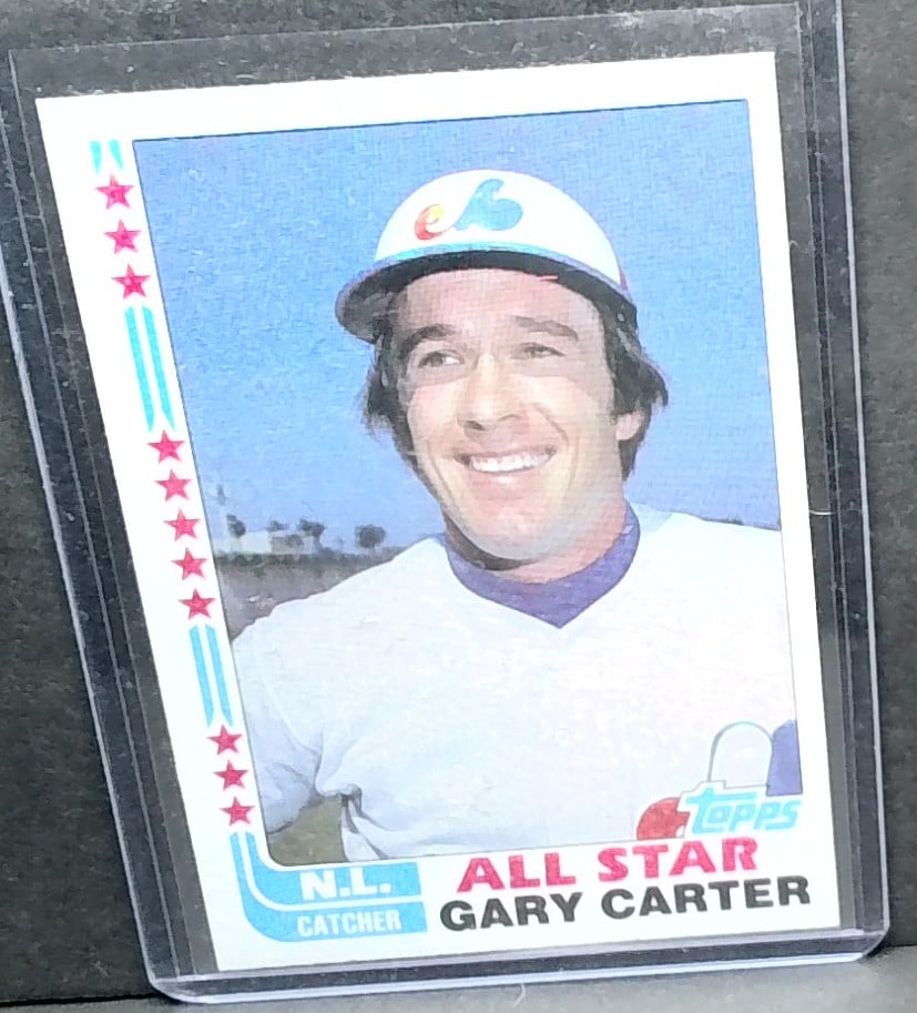 1982 Topps - All-Star Gary Carter #344: Most cards are mint unless otherwise noted. Many other cards available. Items being added daily to our sale. Please keep checking back often for more recent arrivals.