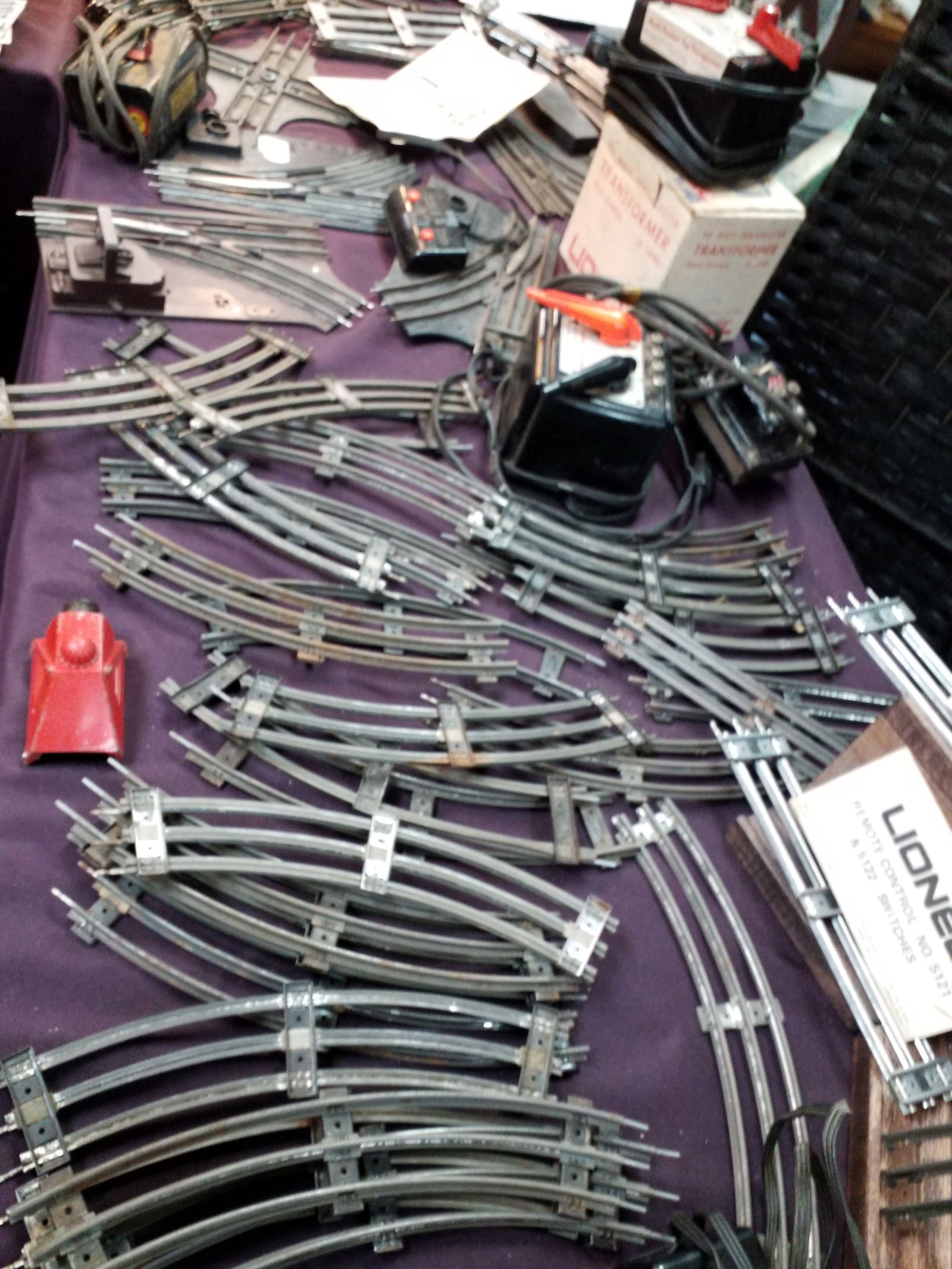 A very Large Lot of Antique O Lionel train Track Transformers switches etc. (1 of 16)