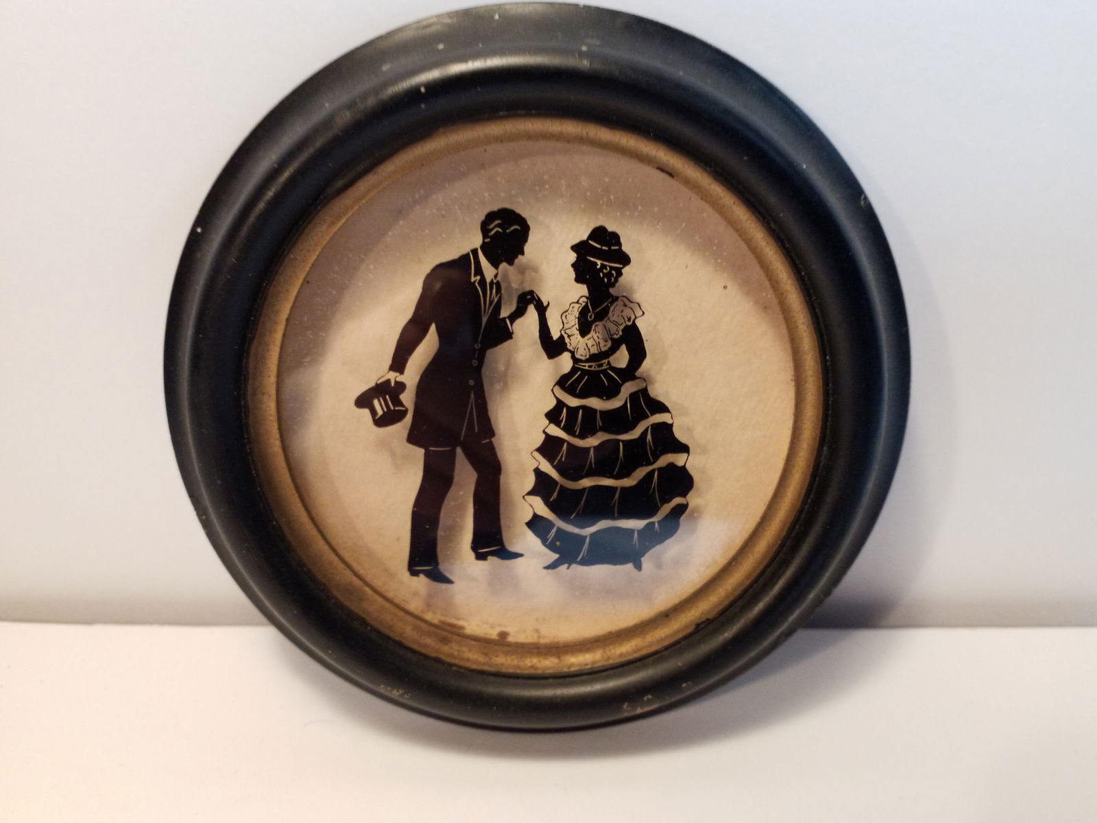 VINTAGE SILHOUETTE PICTURES MUSICAL MOMENTS COLONIAL GREETINGS Framed Dancers (1 of 2)