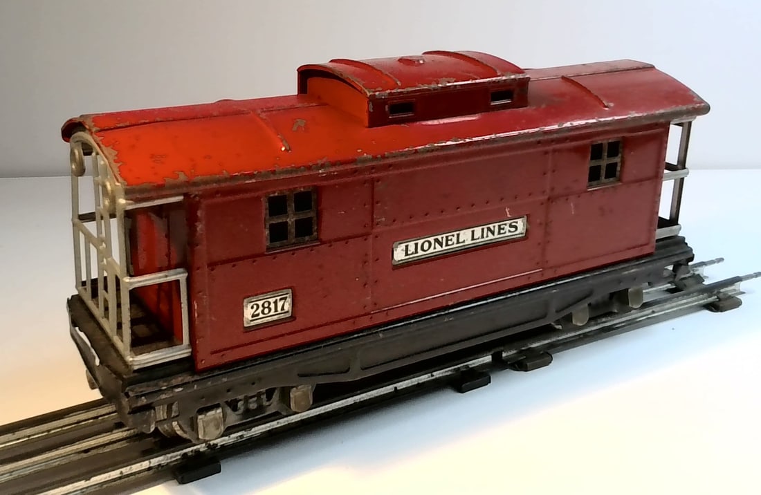 Lionel Lines 2817 O Gauge Prewar Red Tinplate Metal Caboose Car (1 of 4)