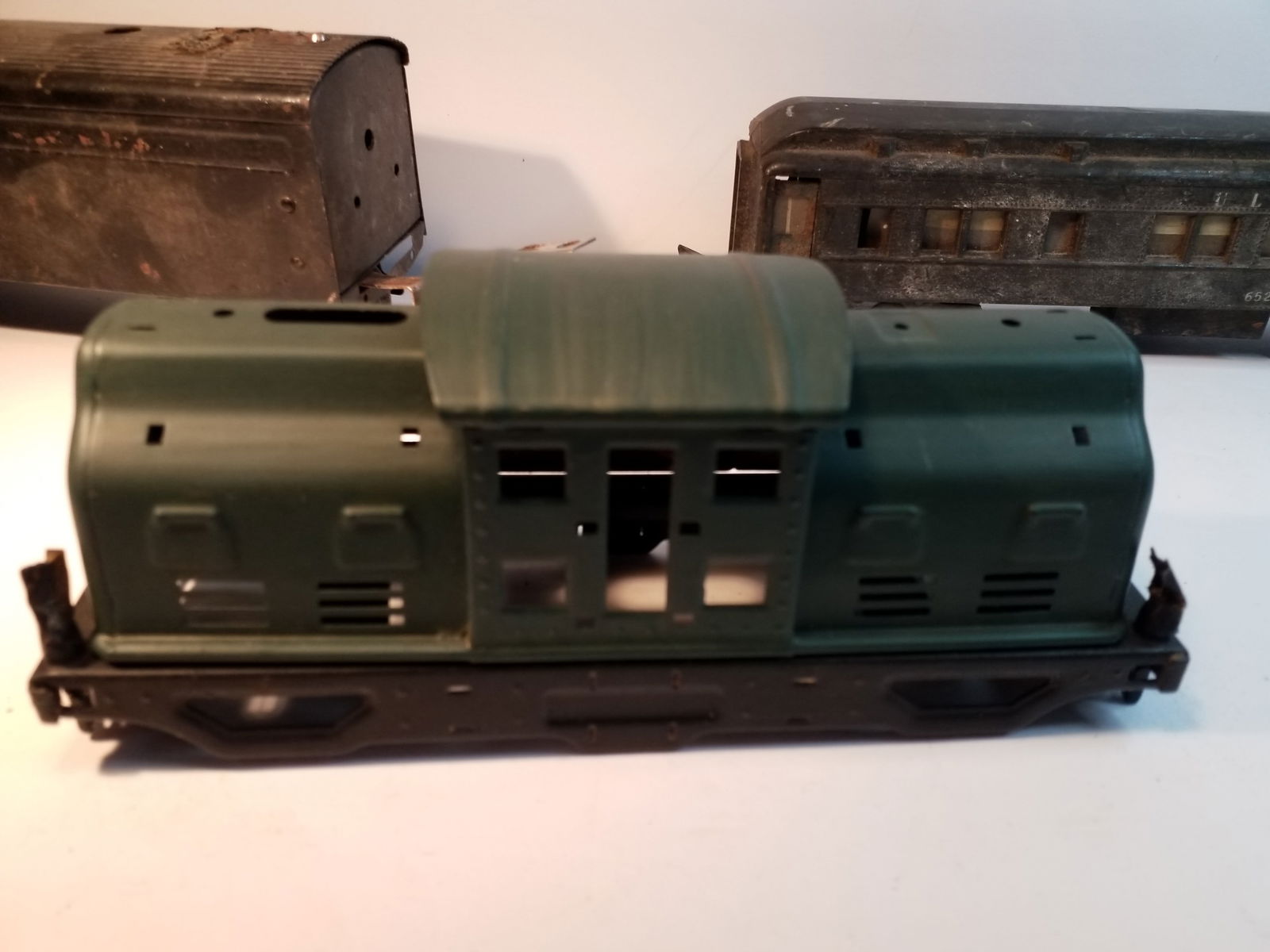 A collection of 3 Trains Including Antique Pullman 652 Passenger Pre War Car (1 of 9)