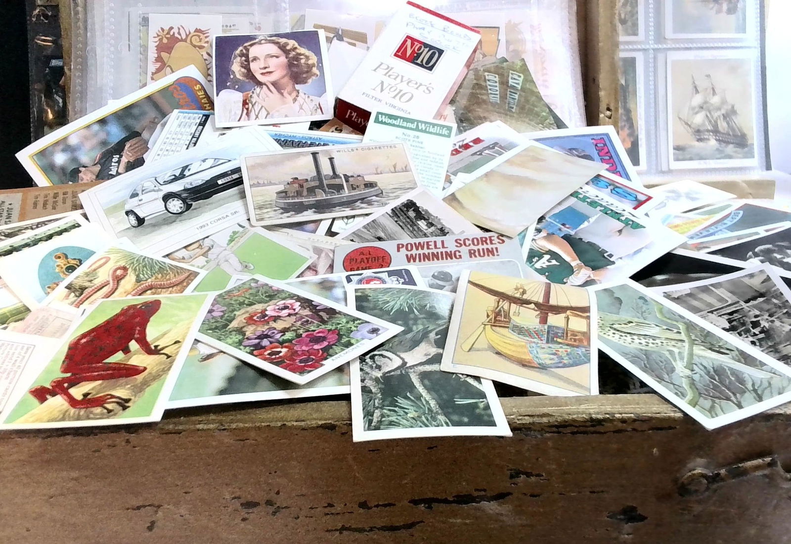 A Large Olde Wooden Box of Many 100s of Tobacco cards sports cards Looney Tunes etc.: A very Large collection of early tobacco cards, sports cards, sheeted cards cricketers, cinema, tobacco cards, trade cards, Vintage Looney Tunes, Cartoon Cards, etc. Lots of cards, Great for the Colle