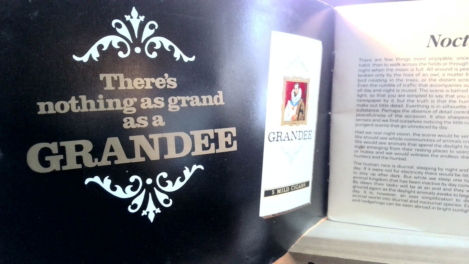 Grandee's Britain's Nocturnal Wildlife Early Original Set Cigar Cards Album: Early Original Cards Album