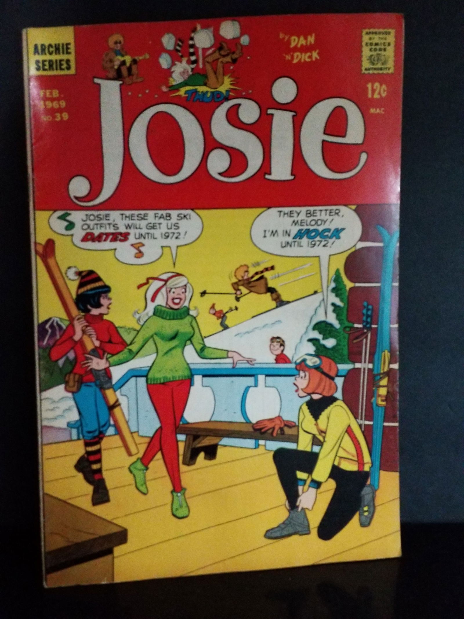 Josie #39 Archie February 1969 Snow Skiing Cover VG+-NM: In super condition. Higher Grade comic. Although we are not comic book graders the majority of the comic books in this sale are in exceptional condition. All Comics come bagged and boarded, Please vie