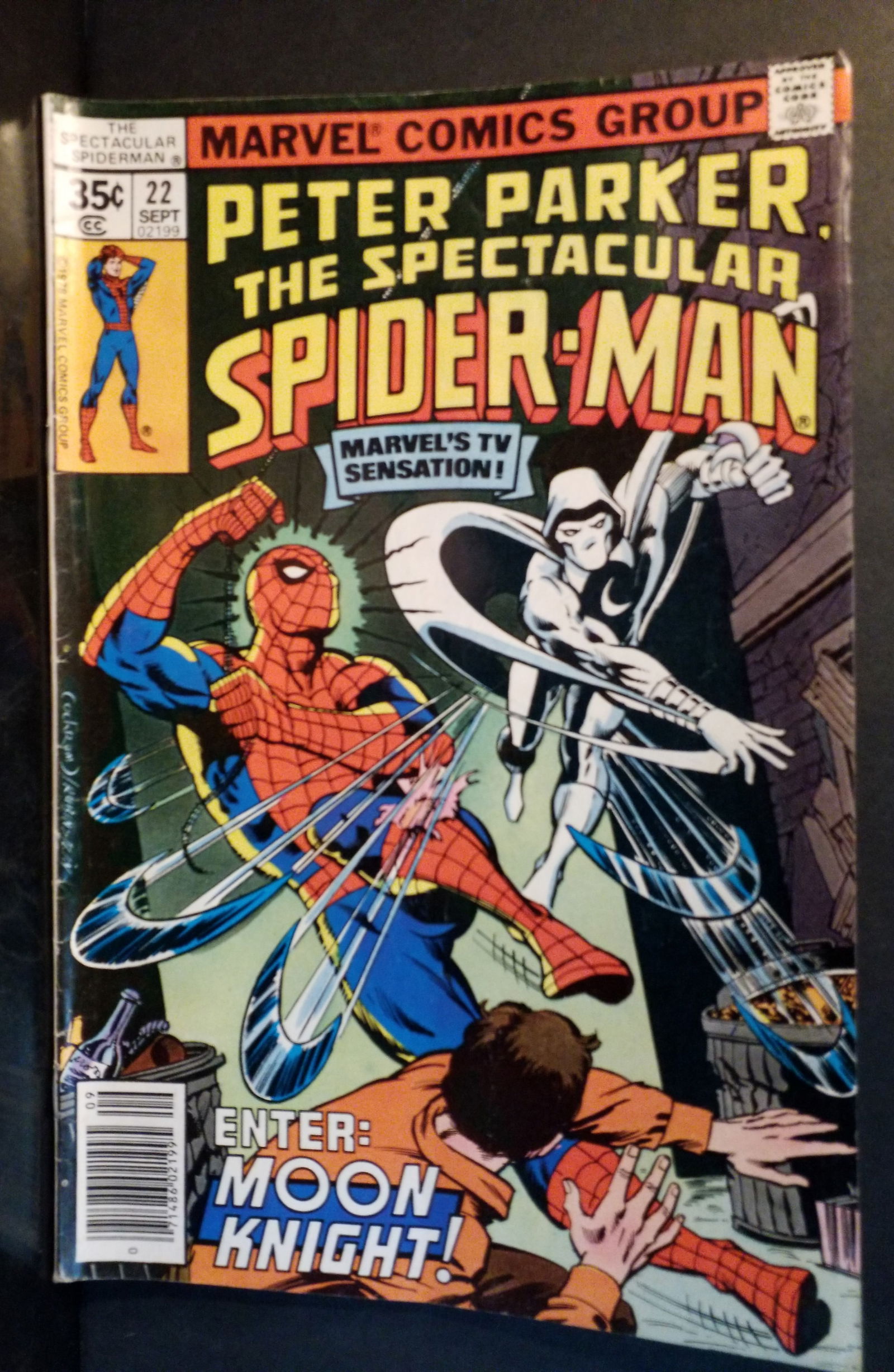 Peter Parker The Spectacular Spider Man #22 Enter Moon Knight ! (1 of 2)