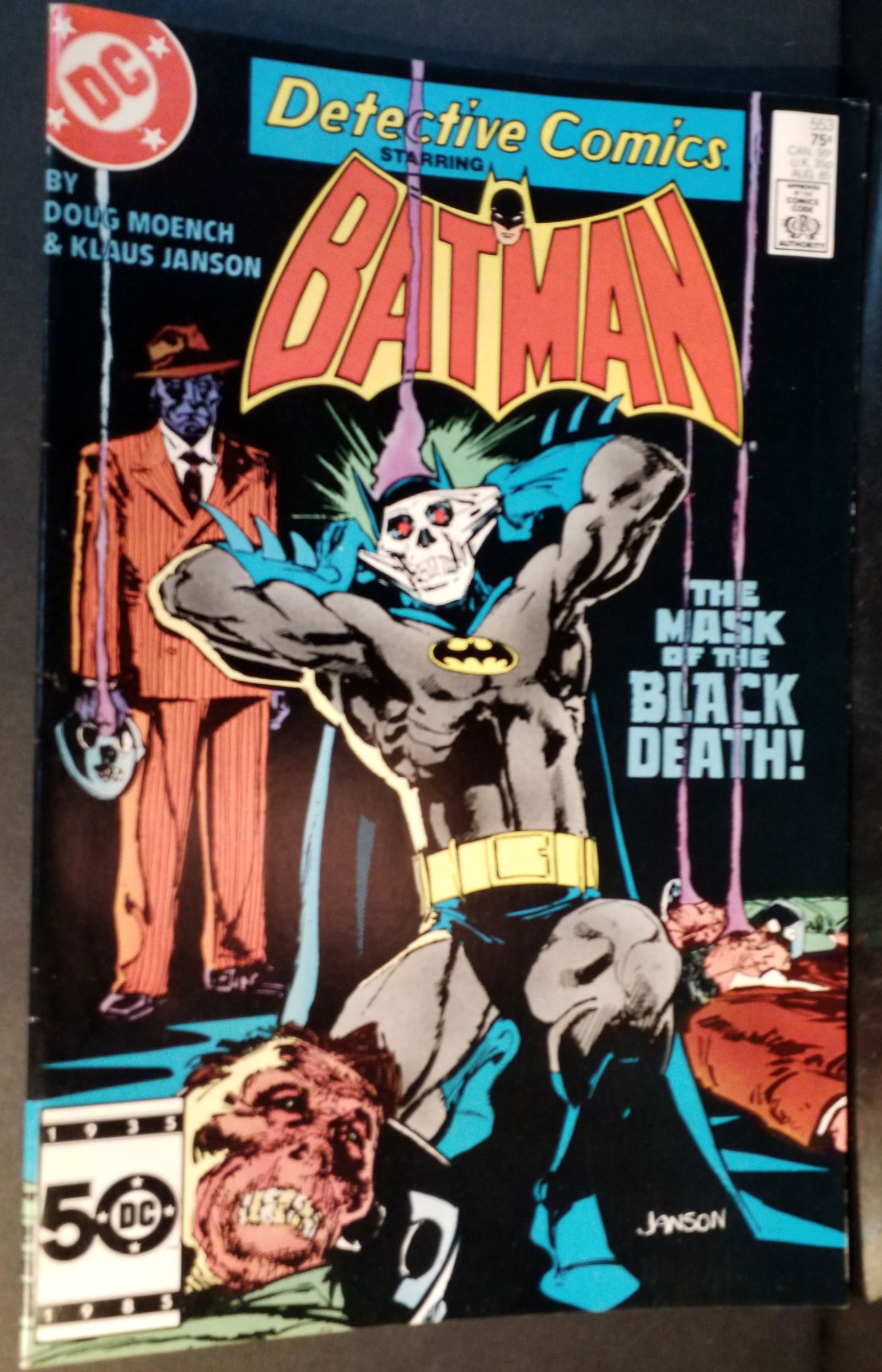 DC # 553 Aug 1985 Detective Comics Starring Batman The Mask Of The Black Death! F+-NM: A Higher Grade comic. Although we are not comic book graders the majority of the comic books in this sale are in exceptional condition. All Comics come bagged and boarded, Please view pictures. Comic