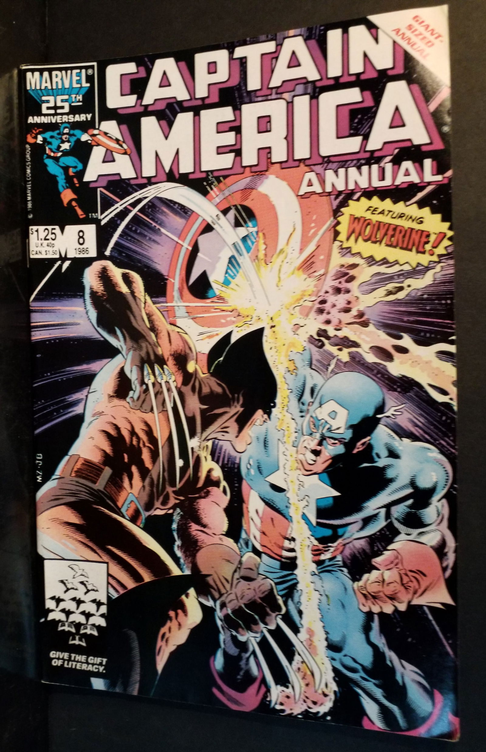 Marvel Captain America Annual #8 1986 Comic Book Featuring Wolverine VF-NM: A Higher Grade comic. Although we are not comic book graders the majority of the comic books in this sale are in exceptional condition. All Comics come bagged and boarded, Please view pictures. Comic
