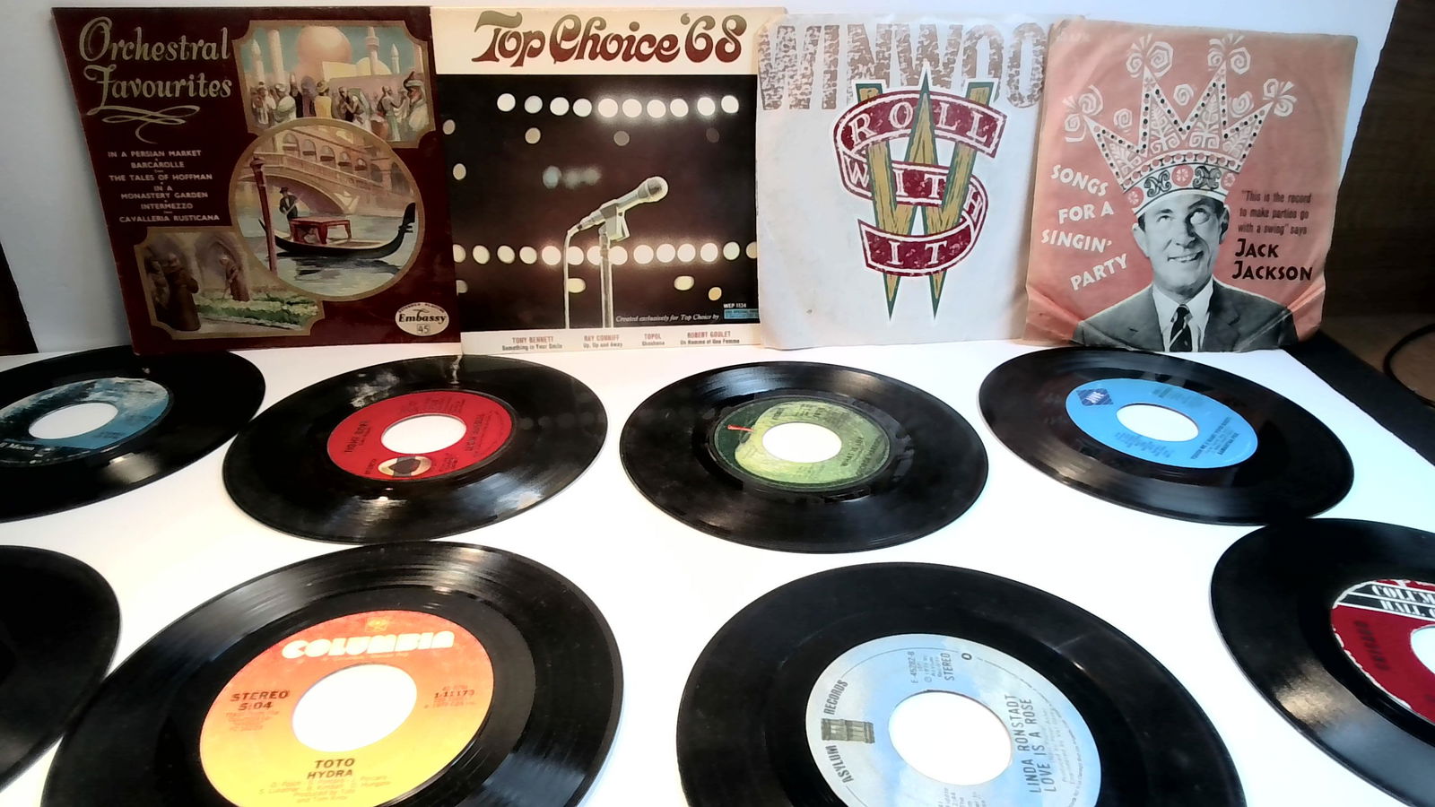 A lot of 30 Vintage 45 records John Lennon George Harrison etc: Signed in lower right Corner by Artist Jefferson. Beautiful Village Scene , Scarce, In original beautiful Gilded Gauty time period Frame. Original Oil Painting. Stunning. Frame Measure 30X26, painting