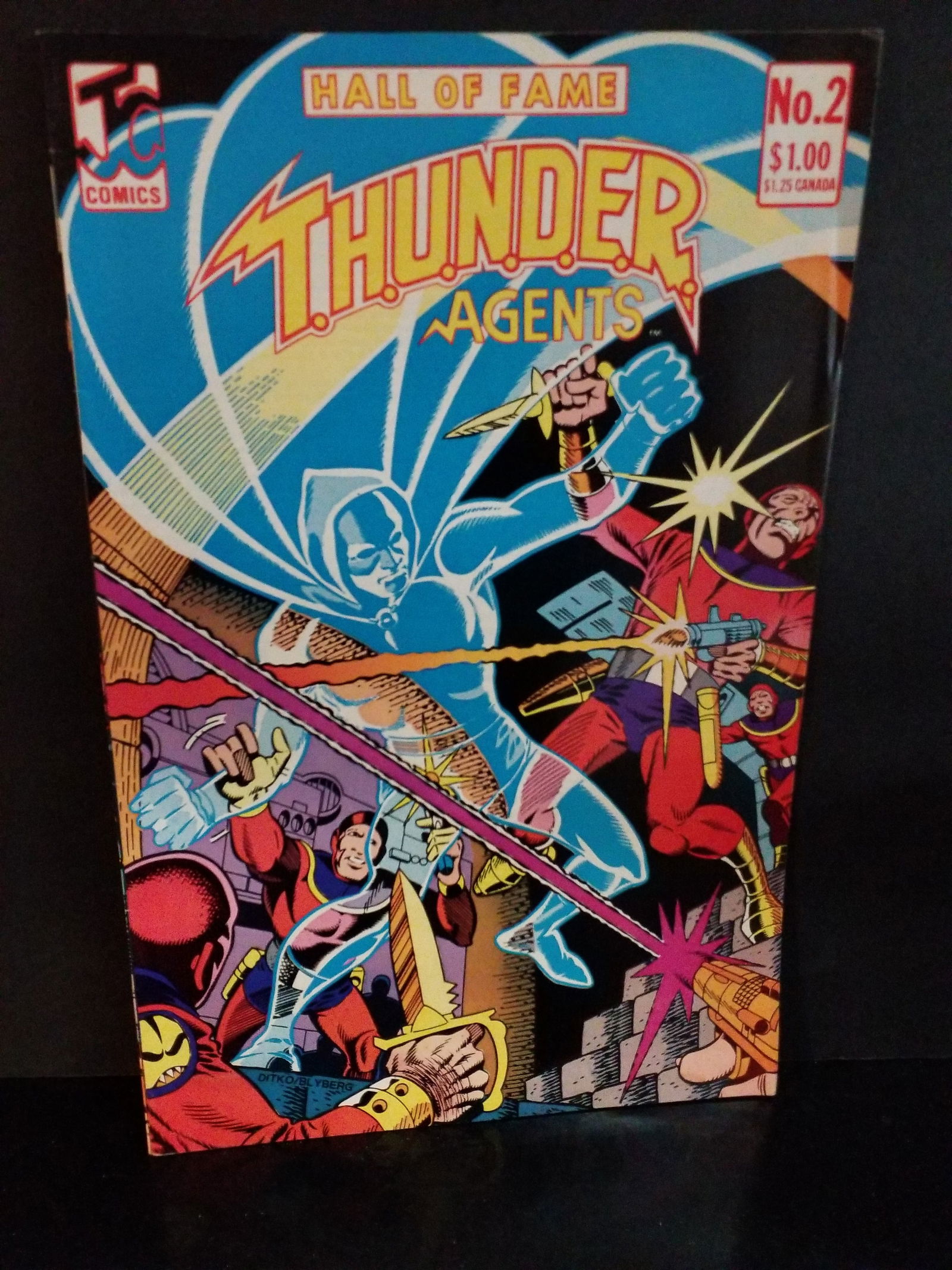 JC Comics Hall of Fame Featuring the THUNDER Agents #2 Higher Grade VF+-NM: A Higher Grade comic. Although we are not comic book graders the majority of the comic books in this sale are in exceptional condition. All Comics come bagged and boarded, Please view pictures. Comic