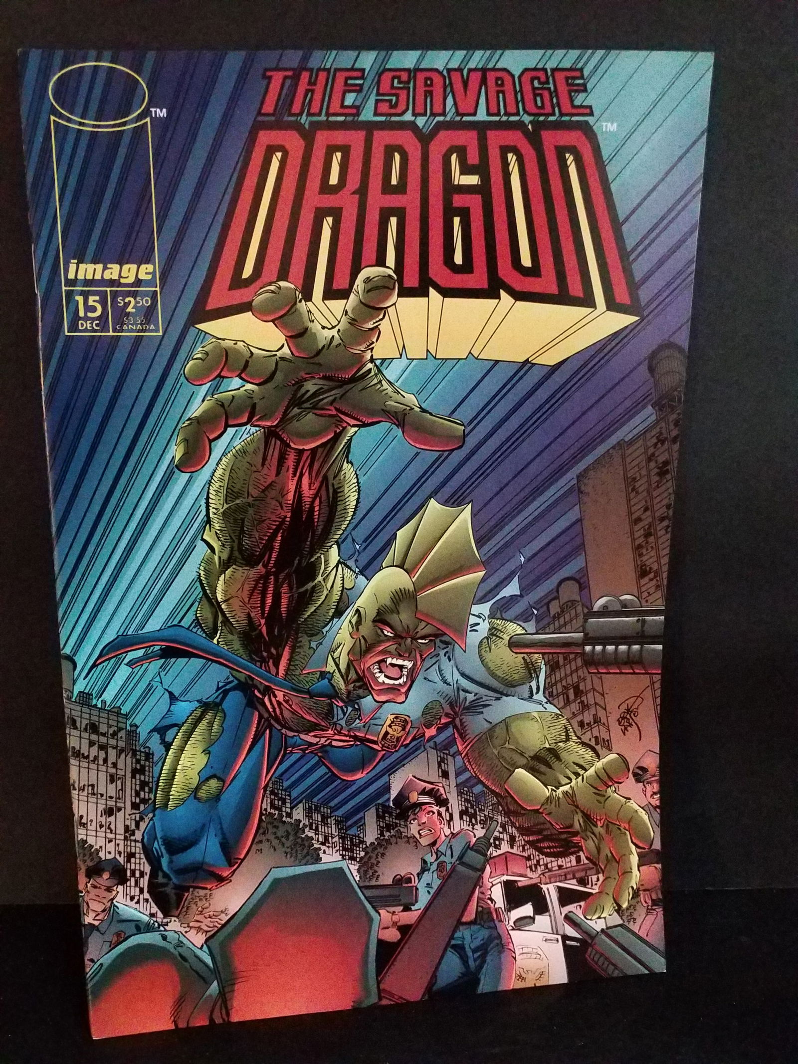 Image Comics The Savage Dragon Issue 15 (1994) Erik Larsen Higher Grade VF+-NM: A Higher Grade comic. Although we are not comic book graders the majority of the comic books in this sale are in exceptional condition. All Comics come bagged and boarded, Please view pictures. Comic
