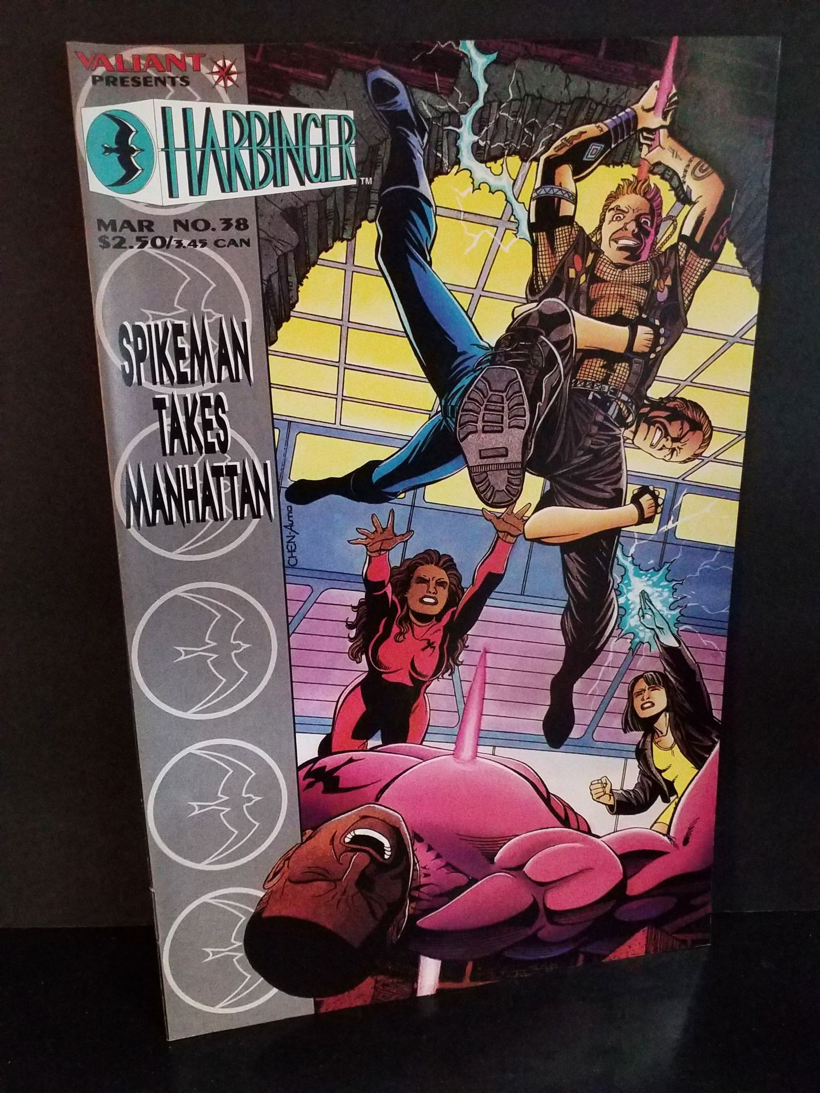 Harbinger #38 (Valiant Comics, March 1995) Spikeman Takes Manhattan Higher Grade VF+-NM: A Higher Grade comic. Although we are not comic book graders the majority of the comic books in this sale are in exceptional condition. All Comics come bagged and boarded, Please view pictures. Comic