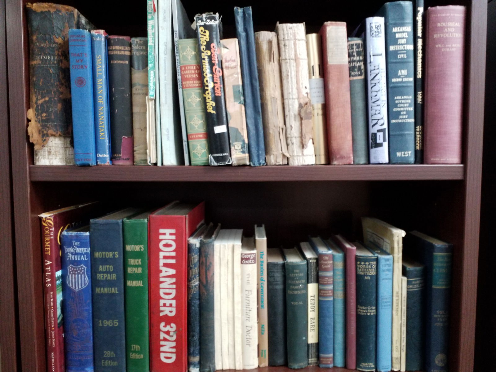 A large Collection of Primarily vintage Hard cover books Approx. 50 books (1 of 8)